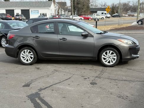 Used 2013 MAZDA MAZDA3 i Touring FWD image 4