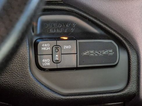 Used 2024 RAM 3500 Big Horn image 32