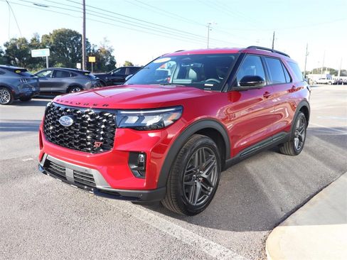 New 2026 Ford Explorer ST image 4