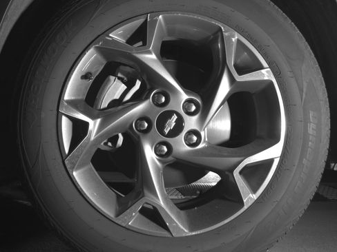 Used 2025 Chevrolet Trax LT FWD image 12