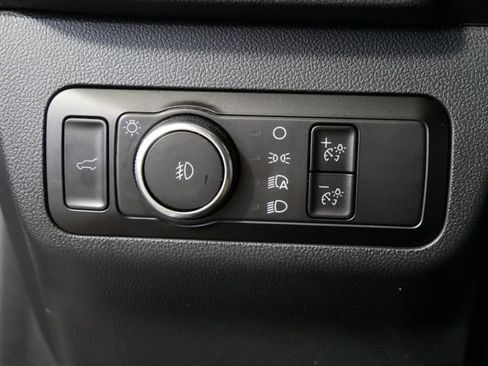 Certified 2025 Ford Escape Platinum image 19