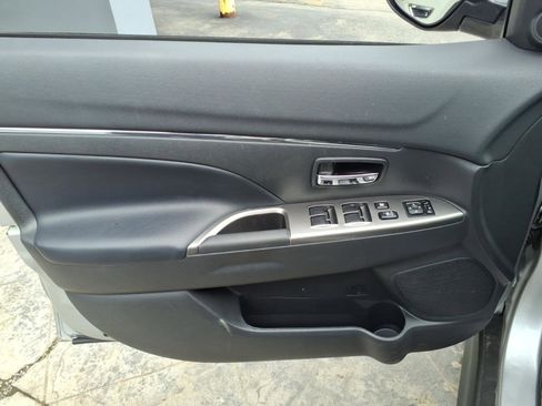 Used 2025 Mitsubishi Outlander Sport SE image 14