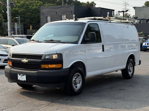 Used 2019 Chevrolet Express 2500 w/ Driver Convenience Package RWD image 4