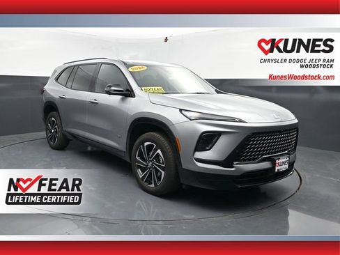 Used 2026 Buick Enclave Sport Touring AWD/4WD image 1