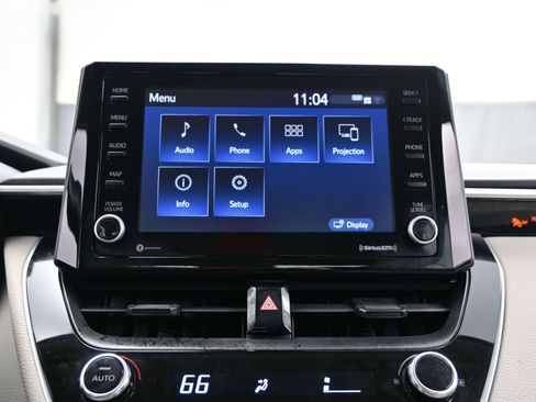 Used 2022 Toyota Corolla LE image 18