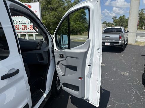 Used 2019 Ford Transit 150 130 Low Roof RWD image 22