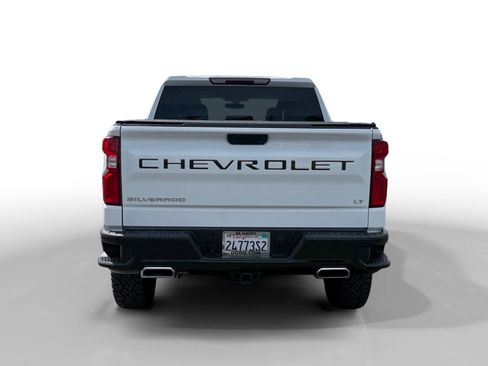 Used 2019 Chevrolet Silverado 1500 LT Trail Boss w/ Convenience Package image 4