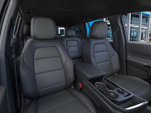New 2026 Chevrolet Equinox LT w/ Convenience Package II FWD image 40
