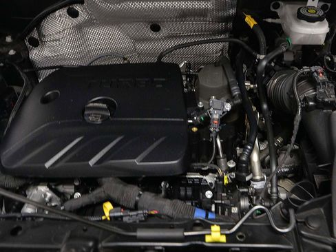 Used 2024 Buick Encore GX Sport Touring image 16