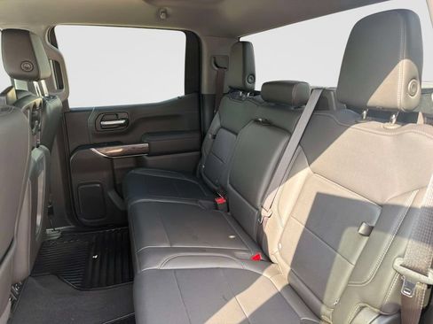 Used 2020 Chevrolet Silverado 1500 LTZ AWD/4WD image 14