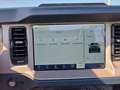 Used 2024 Ford Bronco Outer Banks AWD/4WD image 32