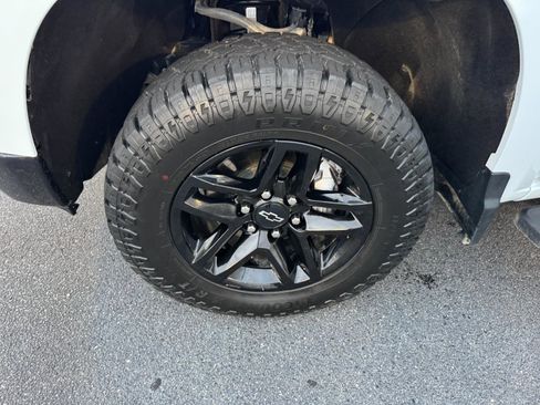 Used 2023 Chevrolet Silverado 1500 LT Trail Boss w/ Protection Package image 26