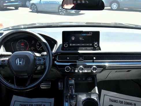 Used 2025 Honda Civic Sport image 35