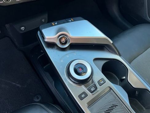 Certified 2023 Kia EV6 Light image 21