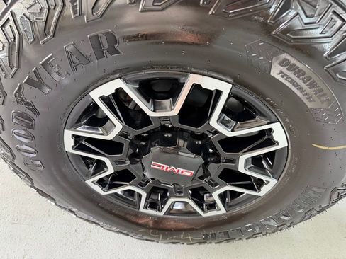 New 2026 GMC Sierra 2500 AT4X image 8