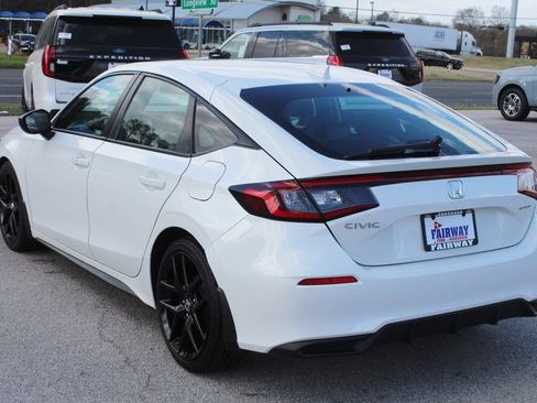 Used 2022 Honda Civic Sport image 7