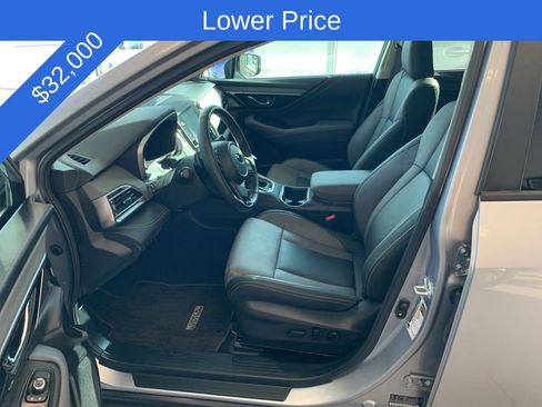 Used 2025 Subaru Outback Onyx Edition AWD/4WD image 3