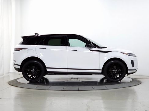 Used 2023 Land Rover Range Rover Evoque SE image 10