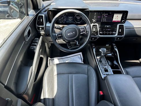 Certified 2023 Kia Sorento SX AWD/4WD image 24
