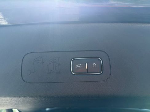 Used 2021 Lincoln Aviator Grand Touring w/ Equipment Group 302A AWD/4WD image 26