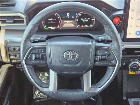 Used 2025 Toyota Tacoma TRD Off-Road w/ TRD Off Road Upgrade Package AWD/4WD image 14