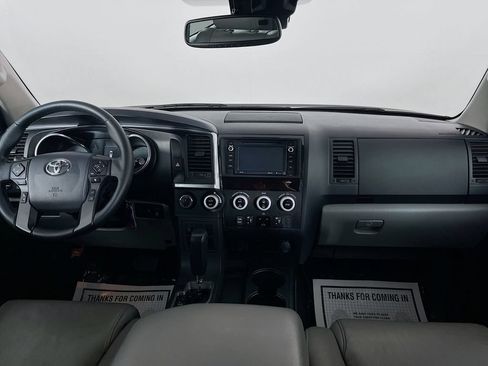 Used 2019 Toyota Sequoia SR5 AWD/4WD image 12