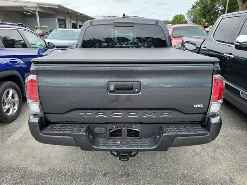 Used 2023 Toyota Tacoma TRD Off-Road w/ TRD Premium Off Road Package AWD/4WD image 5