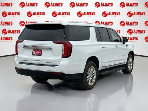 Used 2023 GMC Yukon XL SLT AWD/4WD image 5