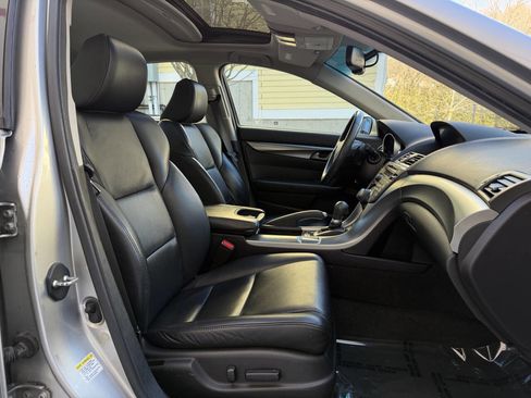 Used 2010 Acura TL w/Tech w/18 In. Wheels 4dr Sed image 18