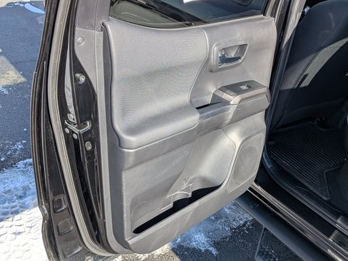 Certified 2023 Toyota Tacoma TRD Sport image 23