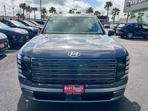 Certified 2026 Hyundai Palisade SEL FWD image 2