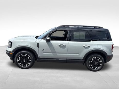 Used 2023 Ford Bronco Sport Outer Banks w/ Tech Package AWD/4WD image 4