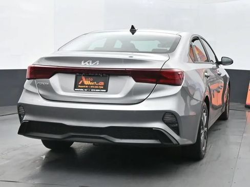 Used 2023 Kia Forte LXS FWD image 8