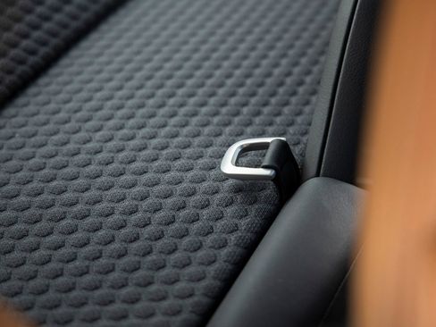 Used 2023 McLaren GT RWD image 45