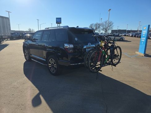 Used 2019 Toyota 4Runner SR5 image 7