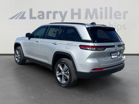 New 2026 Jeep Grand Cherokee Limited image 3