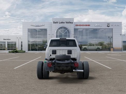 New 2026 RAM 3500 Tradesman AWD/4WD image 7