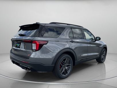 New 2026 Ford Explorer ST w/ Sun And Sound Package