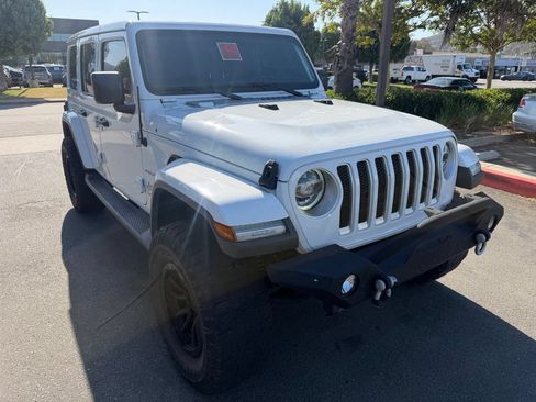 Used 2020 Jeep Wrangler Unlimited Sahara AWD/4WD image 2