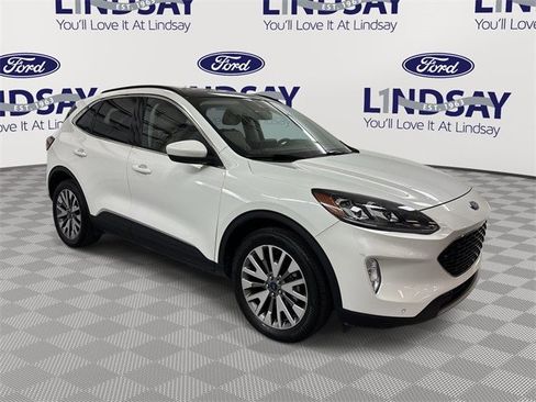 Certified 2022 Ford Escape Titanium image 1