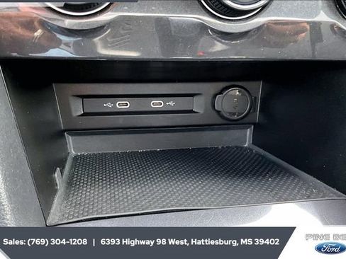 Used 2024 Volkswagen Tiguan Wolfsburg Edition image 23