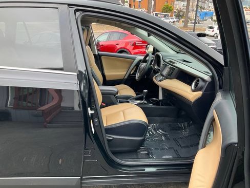 Used 2017 Toyota RAV4 Limited w/ Advanced Technology Package FWD image 65