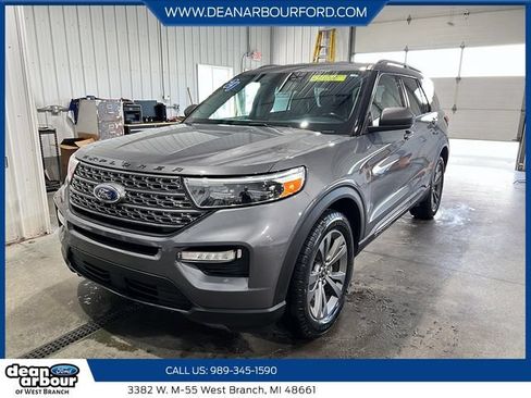 Used 2021 Ford Explorer XLT w/ Equipment Group 202A AWD/4WD image 1
