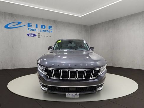 Used 2024 Jeep Wagoneer 4WD w/ Convenience Group I image 5