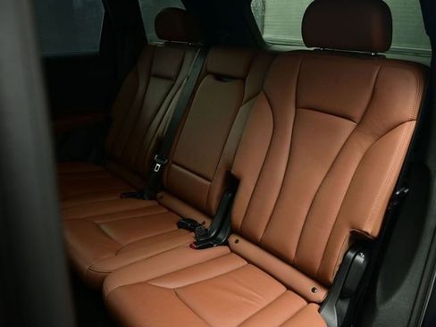Used 2021 Audi Q7 3.0T Premium Plus image 27