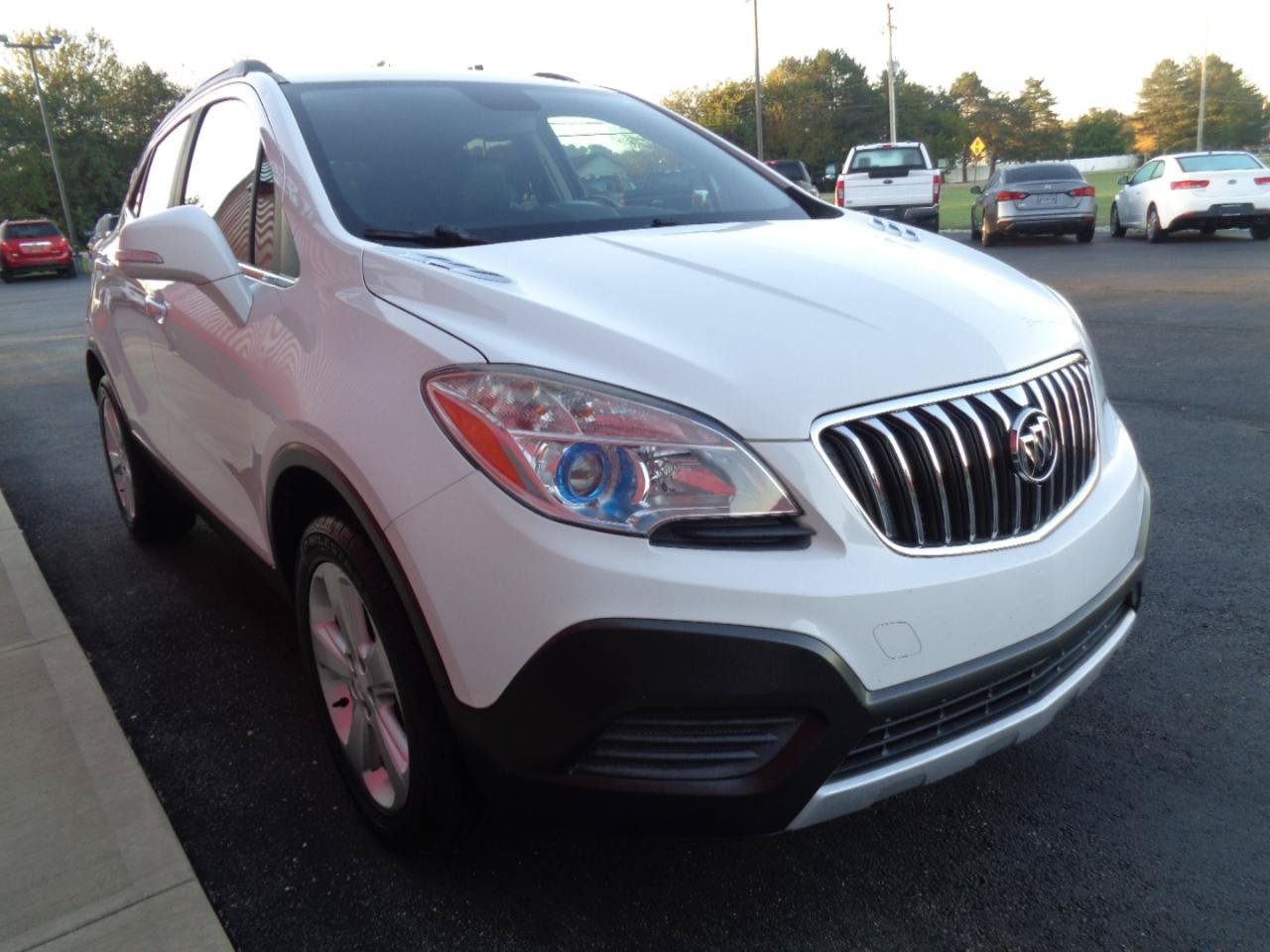 Used 2016 Buick Encore FWD image 4