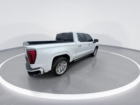 Used 2024 GMC Sierra 1500 Denali w/ Denali Reserve Package AWD/4WD image 8