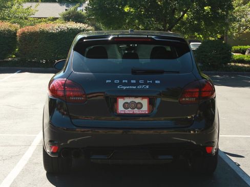 Used 2014 Porsche Cayenne GTS AWD/4WD image 6