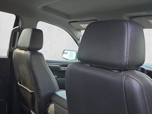 Used 2023 GMC Sierra 1500 SLT image 22