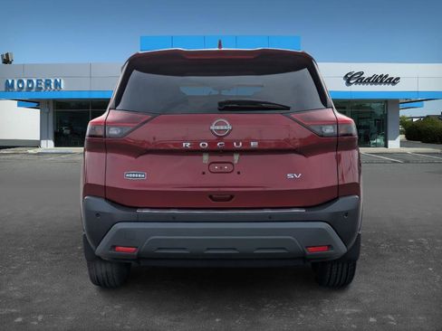 Used 2023 Nissan Rogue SV image 6
